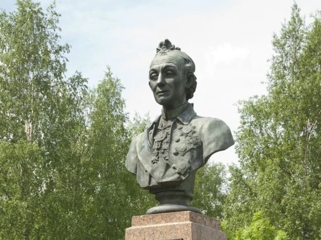 Бюст А.В. Суворова.