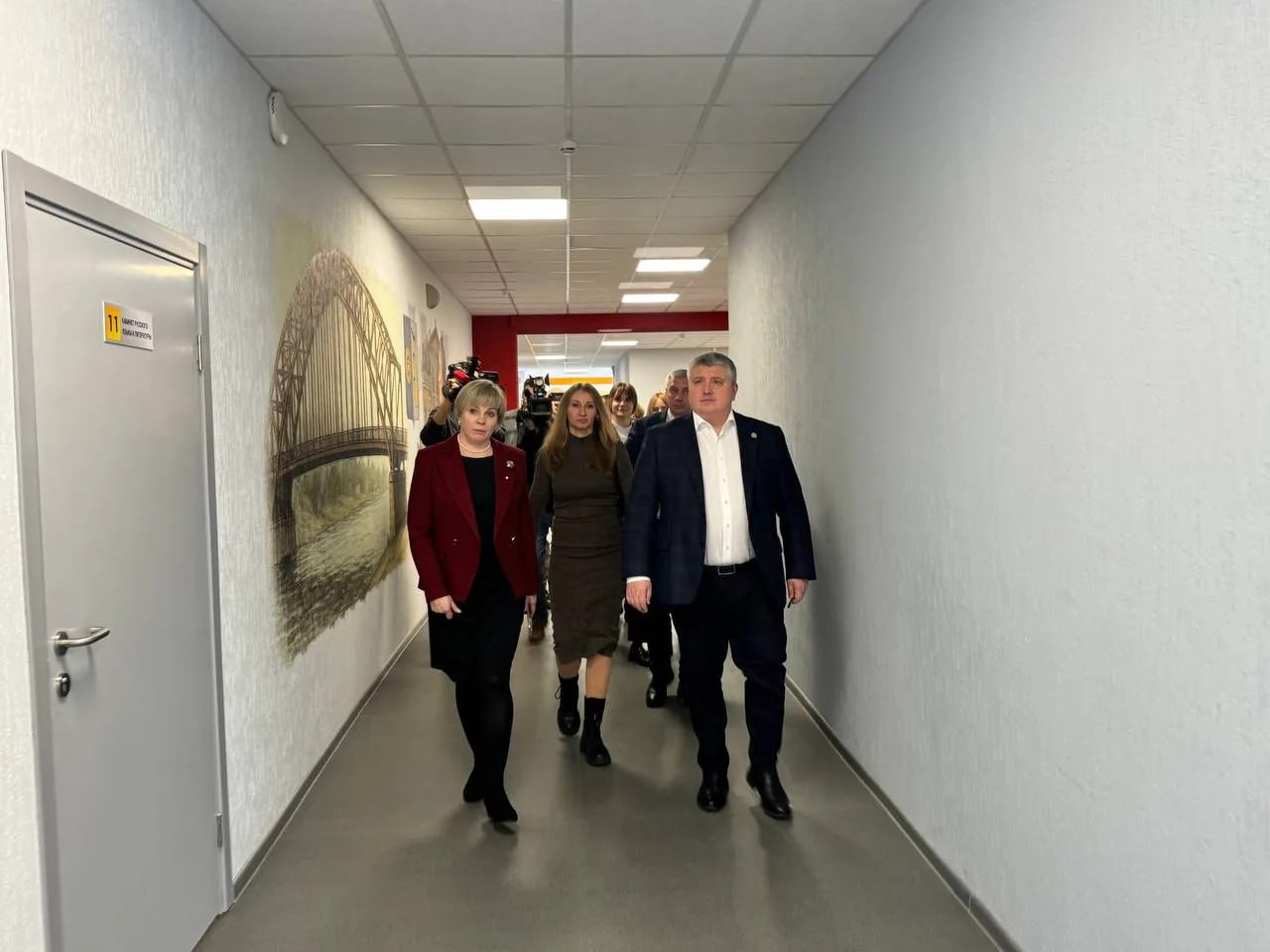 А В Дронов посетил школу № 4.