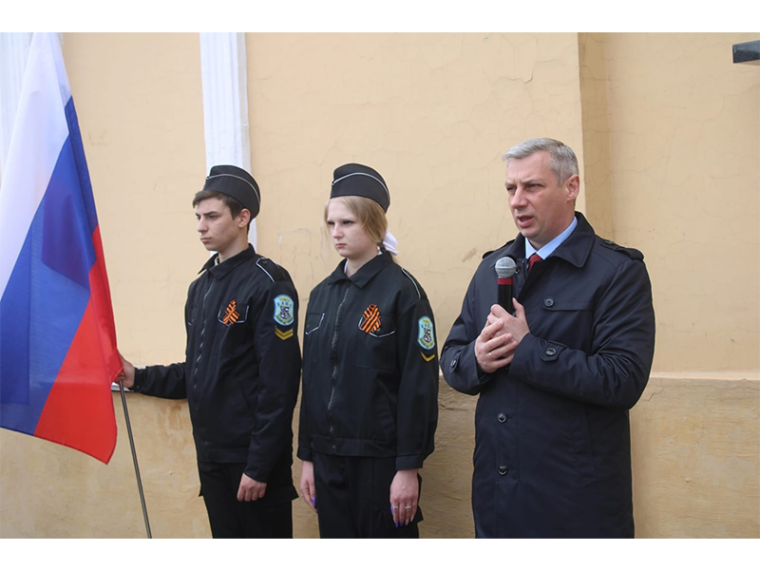 Сегодня прошло открытие памятной мемориальной доски нашему земляку Виктору Николаевичу Константинову.